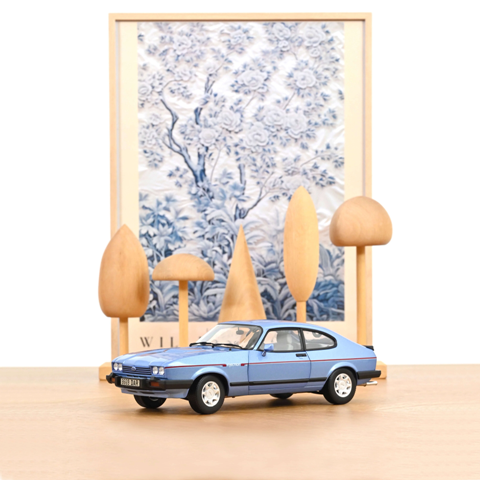 Ford Capri Mk.III 2.8 Injection RHD 1984 Paris Blue metallic 1:18
