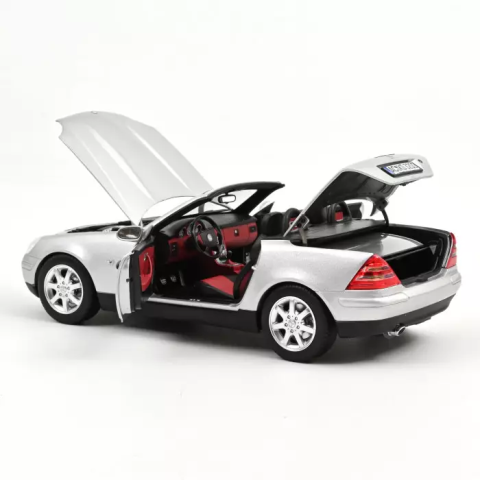 Mercedes-Benz SLK 1996 Brillant Silver 1:18