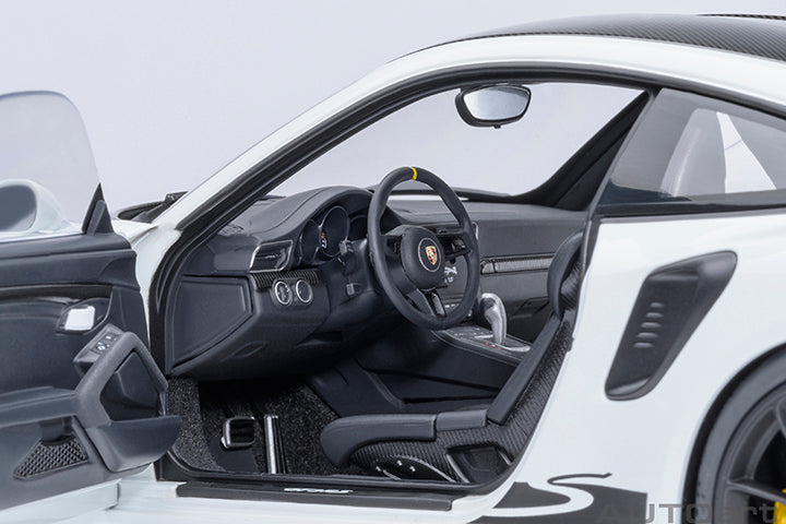 1/18 PORSCHE 911 (991.2) GT3 RS WEISSACH PACKAGE ( WHITE )