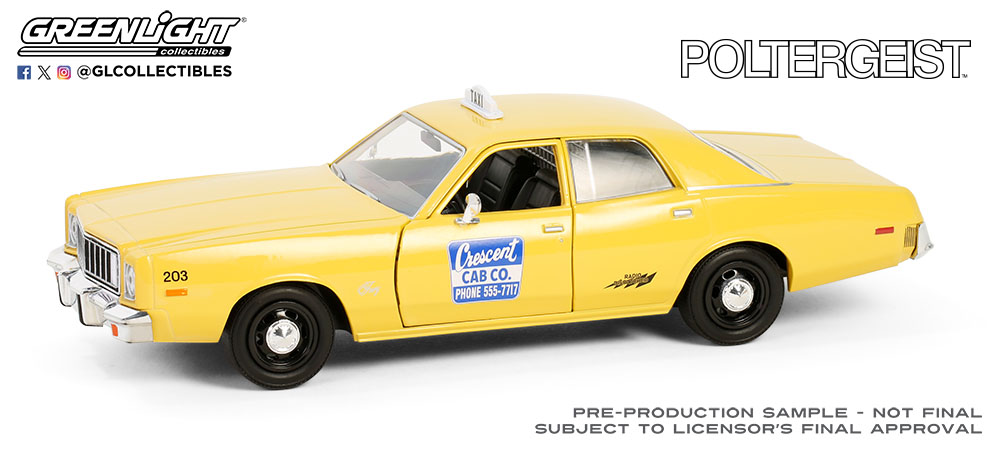 1:24 Poltergeist (1982) – 1975 Plymouth Fury - Crescent Cab Co.