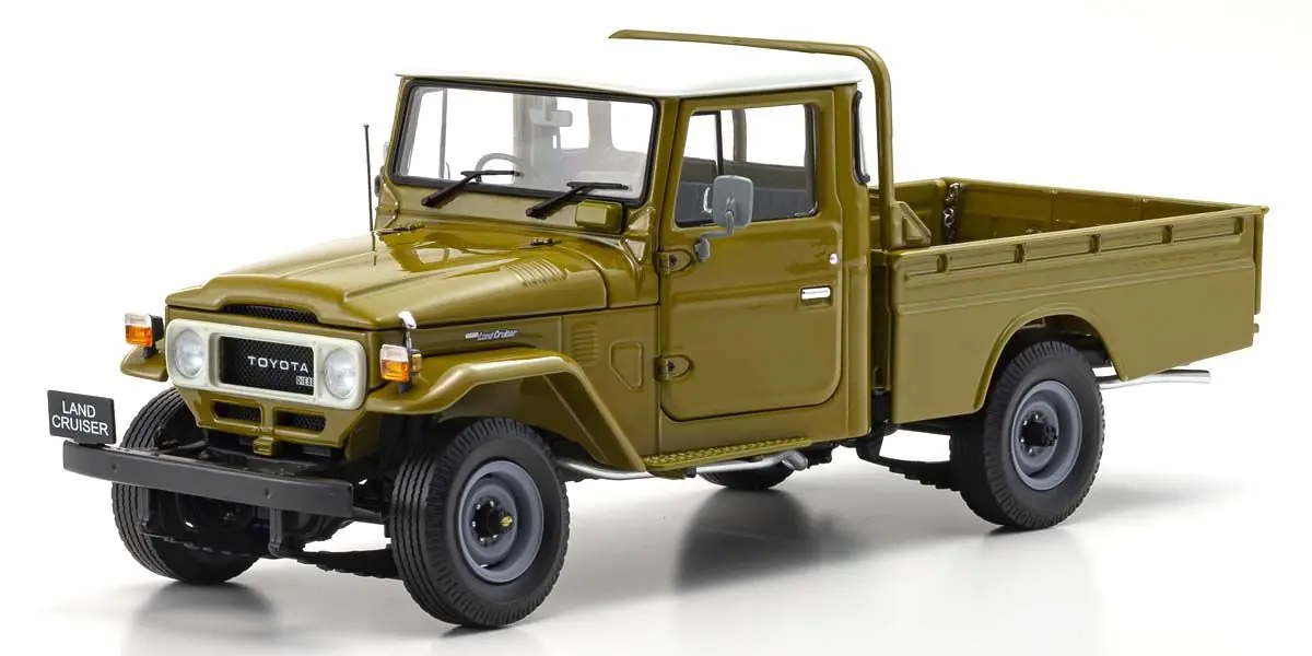 TOYOTA LAND CRUISER 40 (OLIVE) 1/18