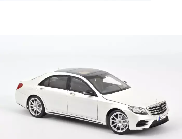 Mercedes-Benz S-Class AMG-Line 2018 - White metallic 1/18