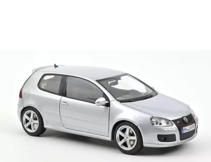 VW Golf GTI Pirelli 2007 Silver 1:18