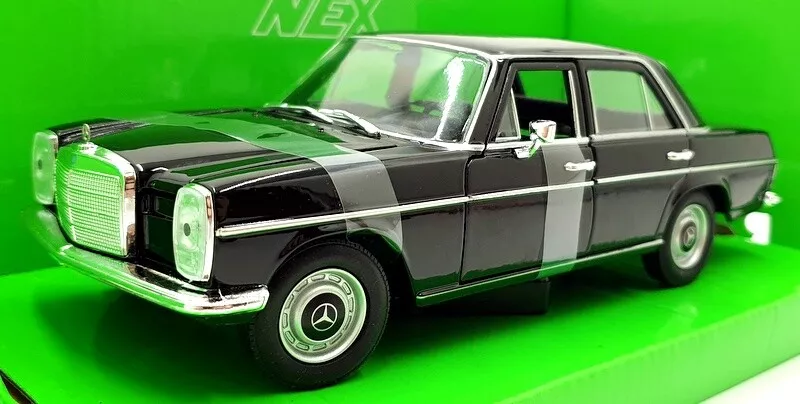 MERCEDES-BENZ 220 BLACK 1/24