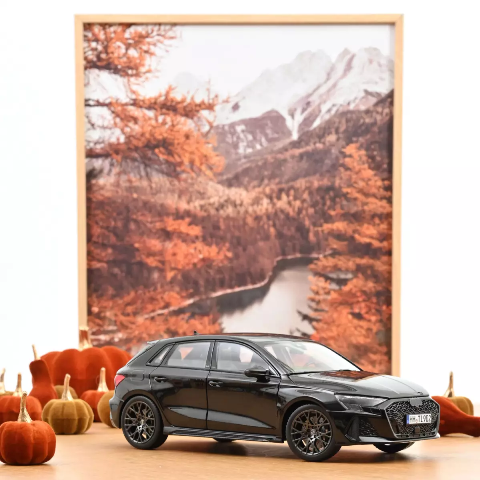 Audi RS 3 2025 Myth Black 1:18