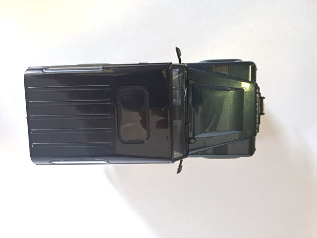 LANDROVER DEFENDER 90 ANTREE GREEN  1/18