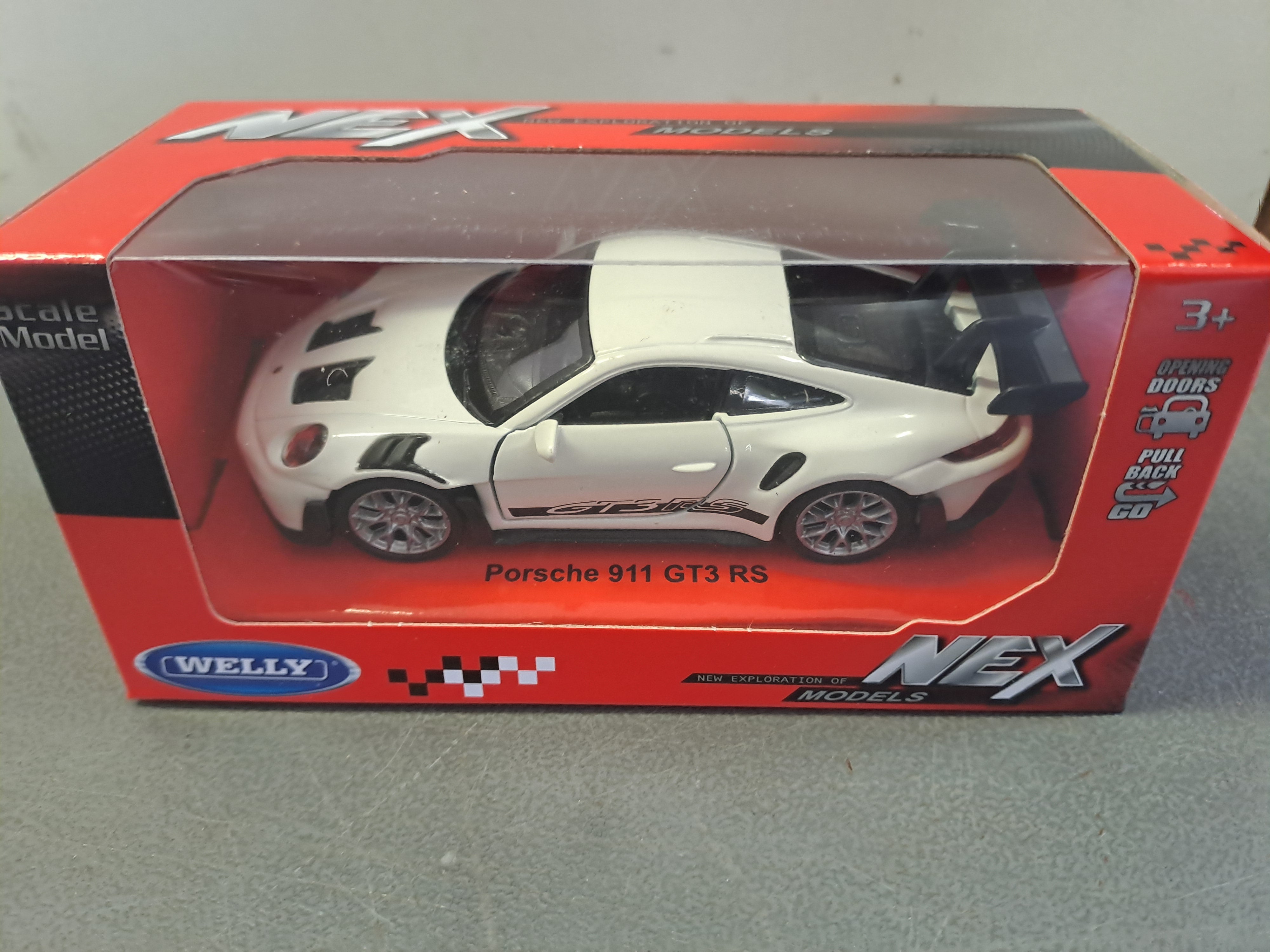 PORSCHE 911 GT3 RS 992 PULLBACK CREAM  1/35