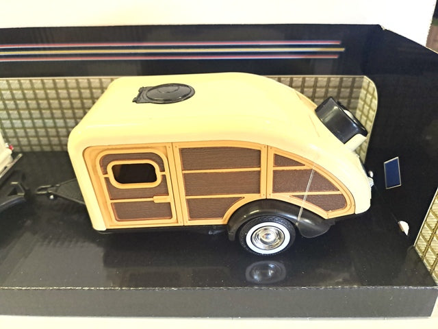 FORD F-100 PU WITH CARAVAN WHITE 1956 1/24