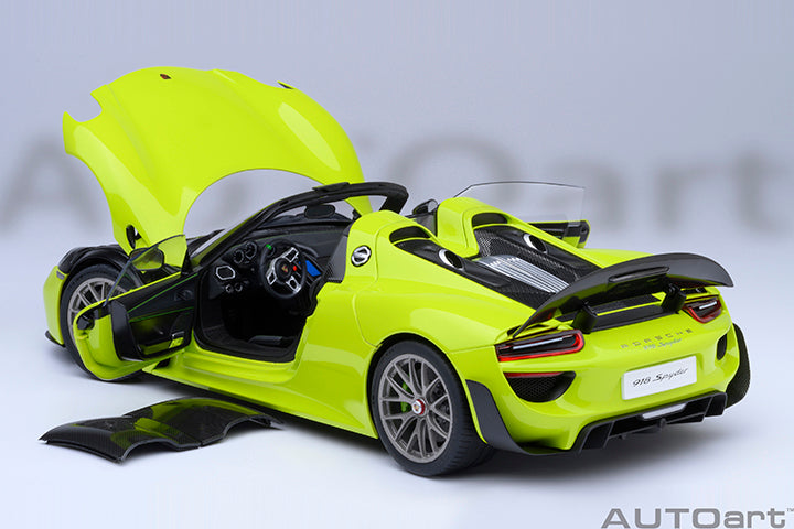1/18 PORSCHE 918 SPYDER WEISSACH PACKAGE (ACID GREEN)