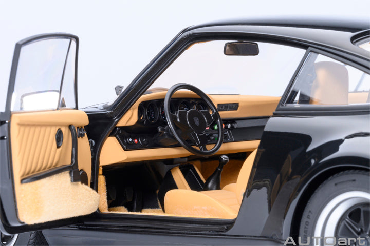 1/18 PORSCHE 911(930) TURBO 3.0 (BLACK)