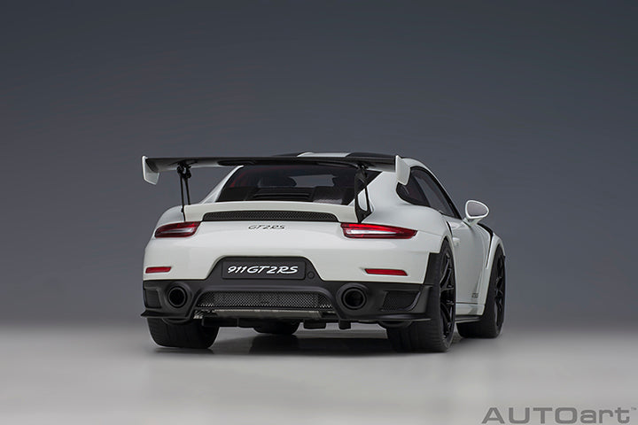 1/18 PORSCHE 911 (991.2) GT2 RS WEISSACH PACKAGE (WHITE)