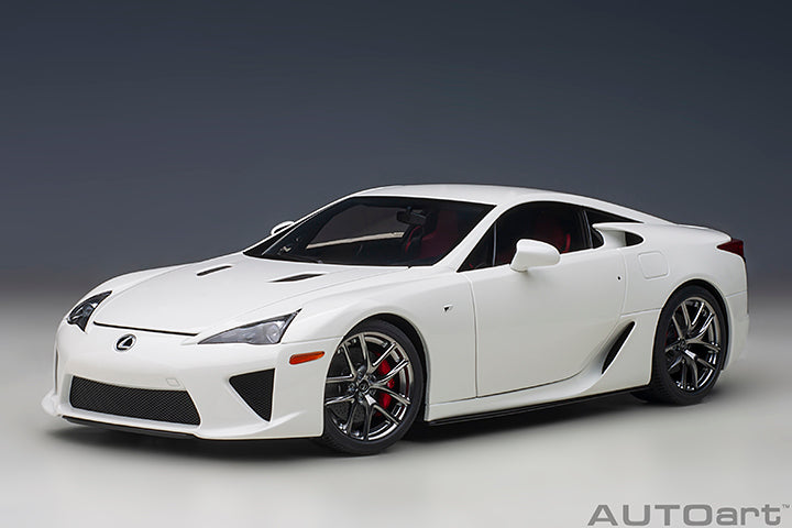 1/18 LEXUS LFA (WHITEST WHITE)