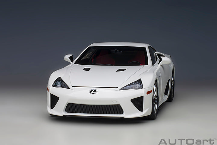 1/18 LEXUS LFA (WHITEST WHITE)