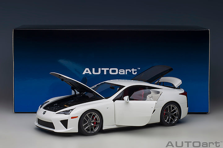 1/18 LEXUS LFA (WHITEST WHITE)