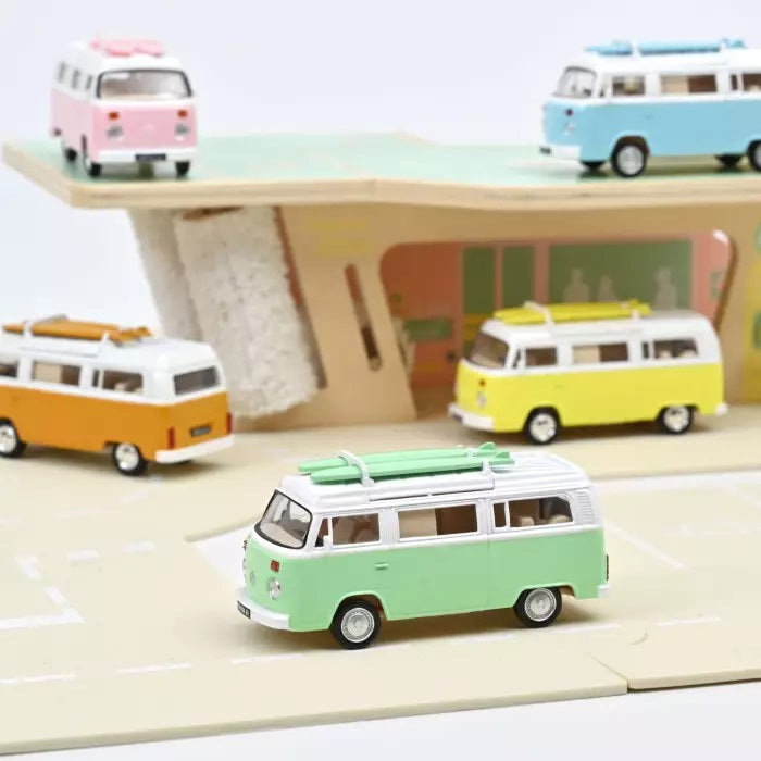VW Combi T2b Camper Van 1973 Green 1:43